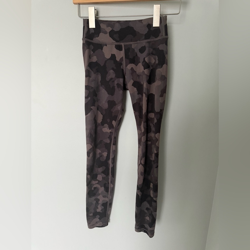 Athleta Gray Camouflage Leggings